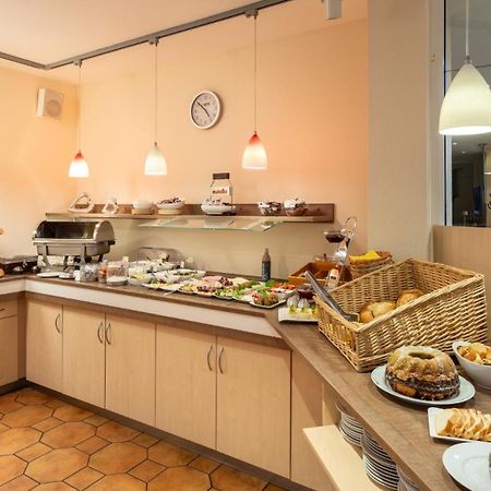 Hotel Montana Diemelstadt エクステリア 写真