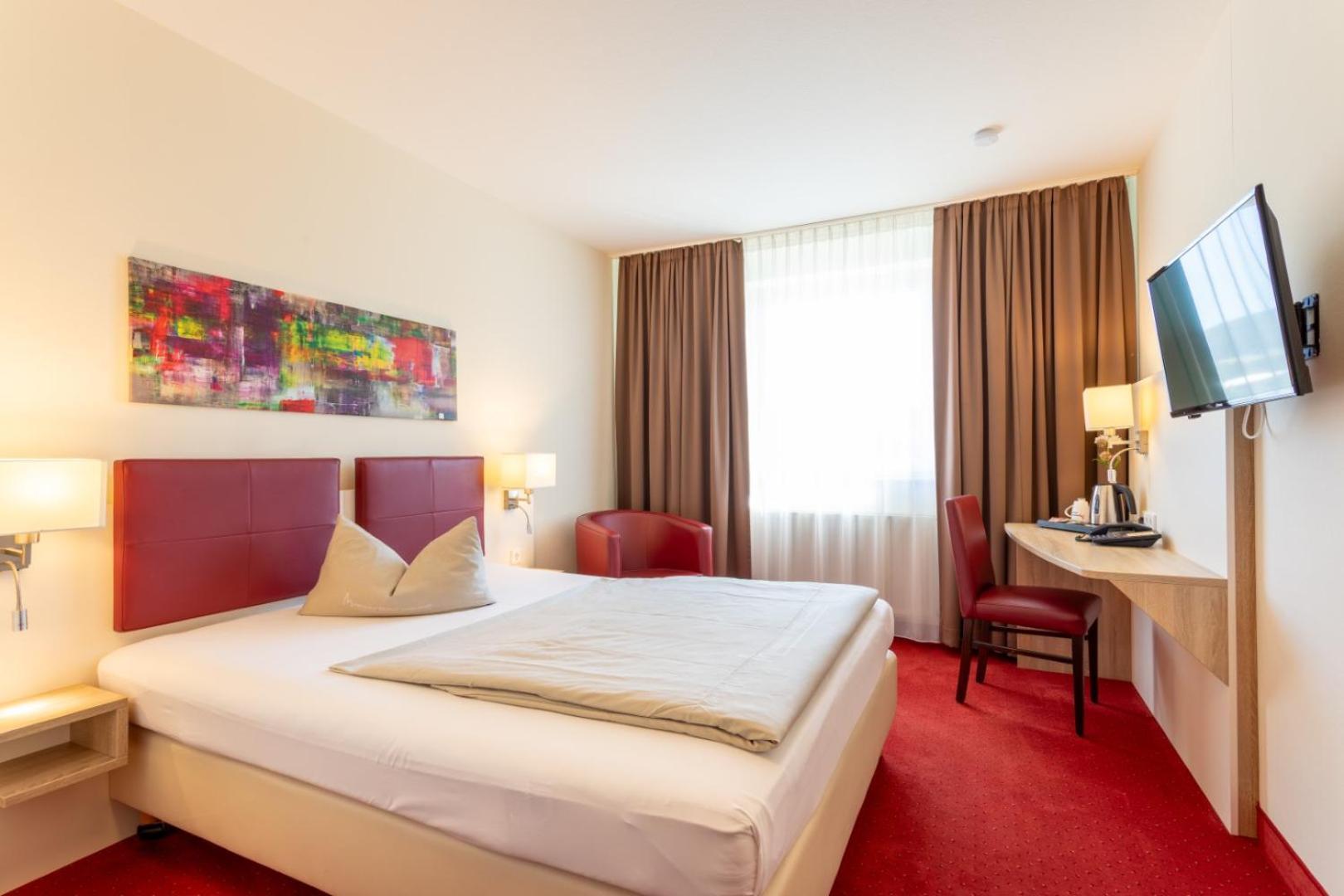 Hotel Montana Diemelstadt エクステリア 写真
