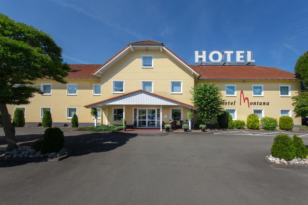 Hotel Montana Diemelstadt エクステリア 写真